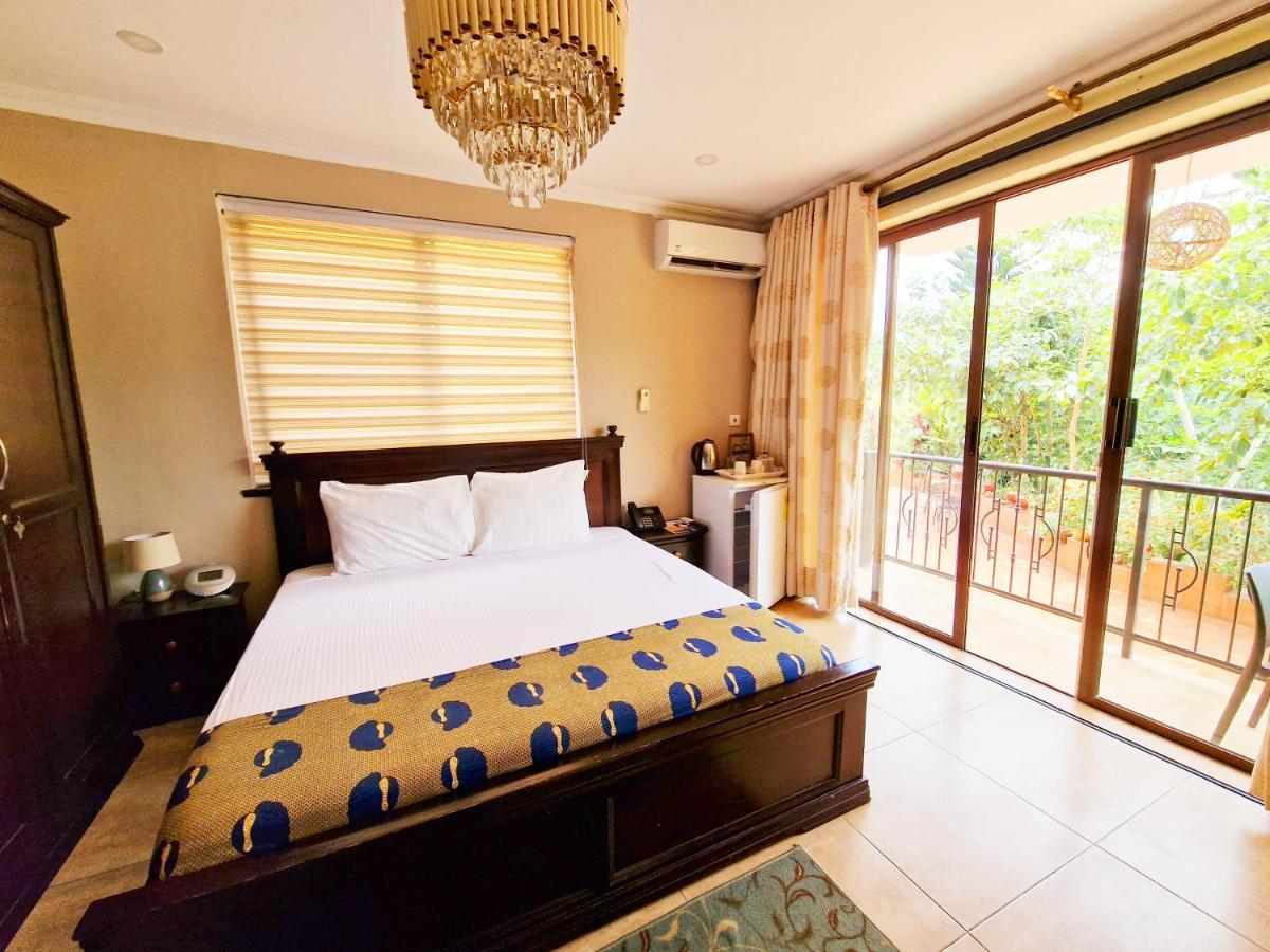 Cactus Creek Hotel Aburi Exteriér fotografie